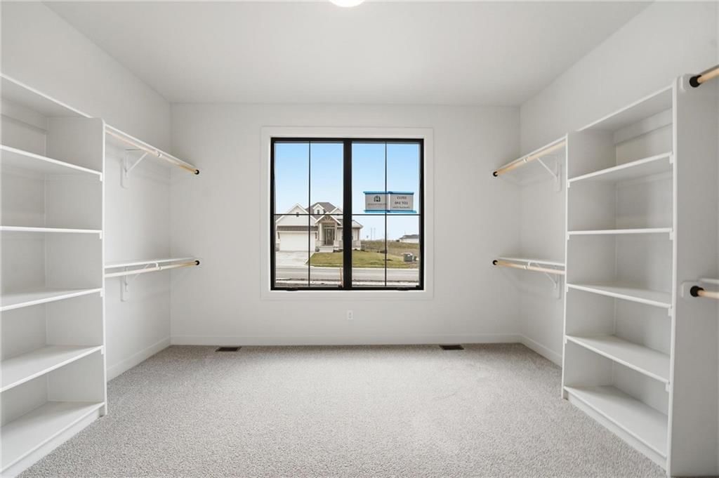 10515 N Liberty Street — photo 29