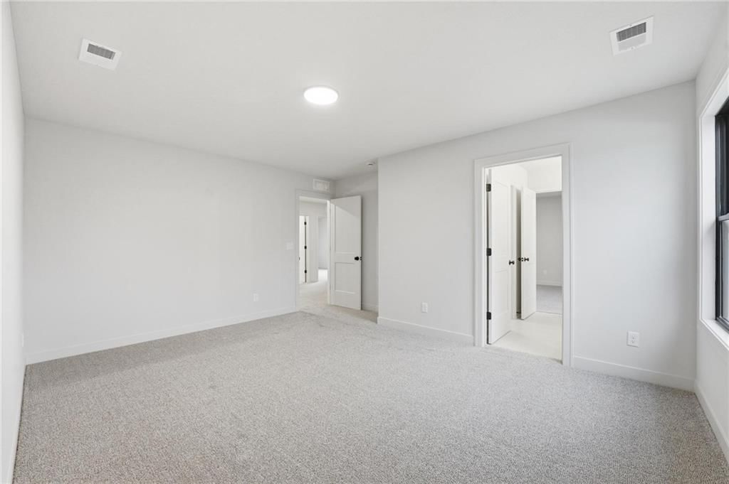 10515 N Liberty Street — photo 35