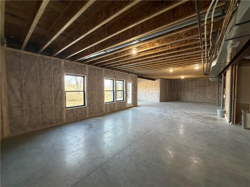 10515 N Liberty Street — photo 48