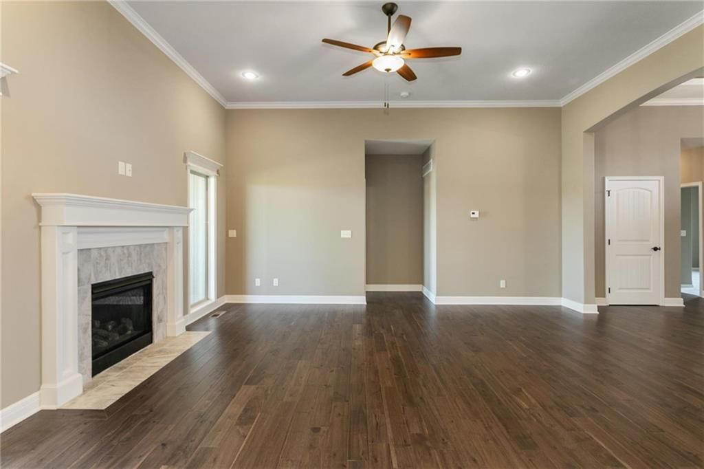 8912 N Monroe Avenue — photo 4