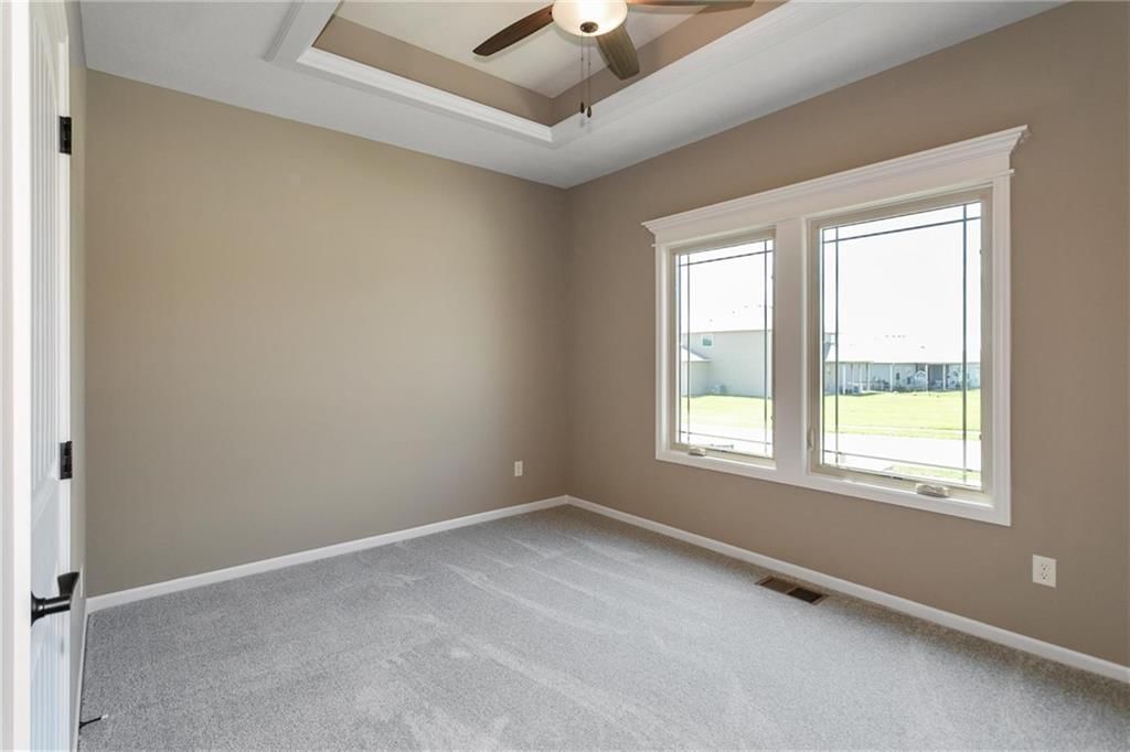 8912 N Monroe Avenue — photo 18