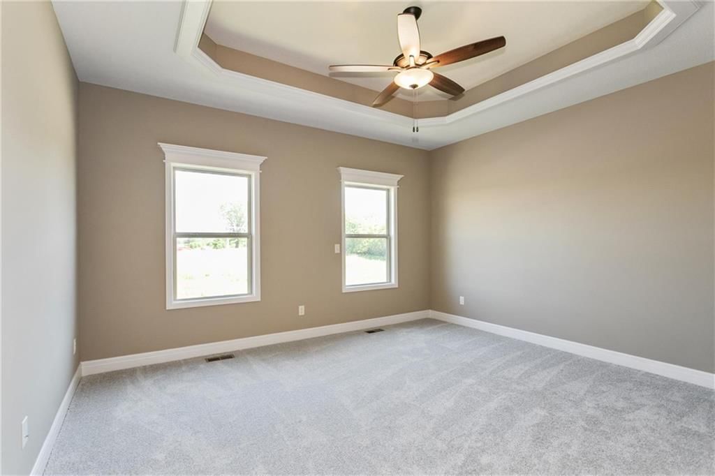 8912 N Monroe Avenue — photo 20