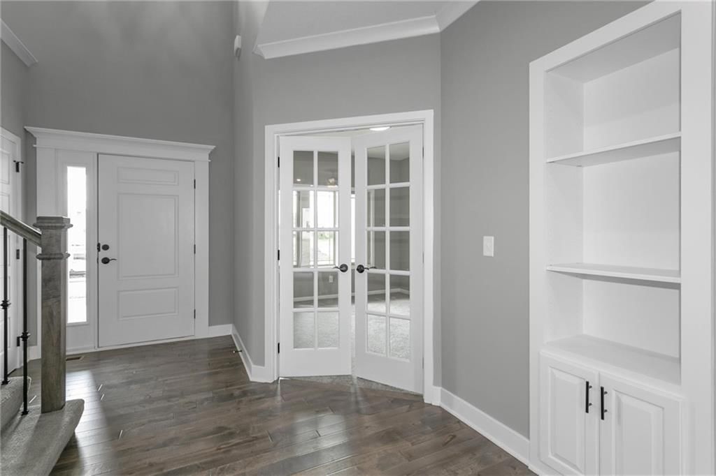8907 NW Monroe Avenue — photo 18