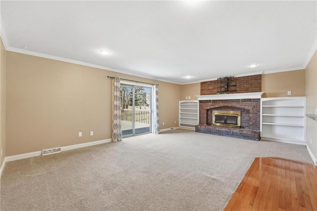 6114 Greenwood Street — photo 4