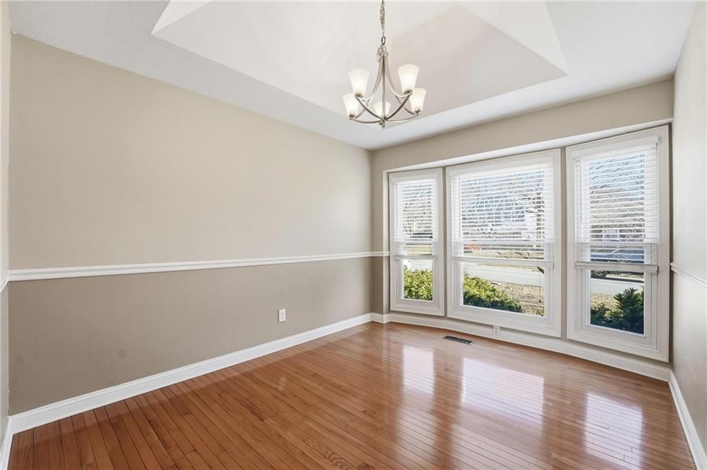6114 Greenwood Street — photo 9
