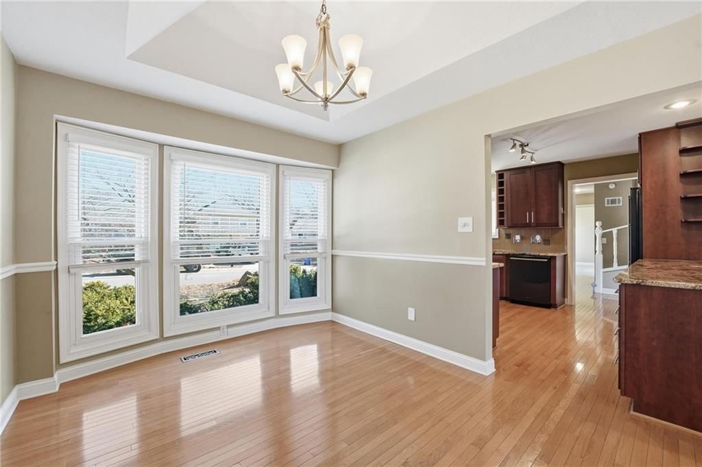 6114 Greenwood Street — photo 10