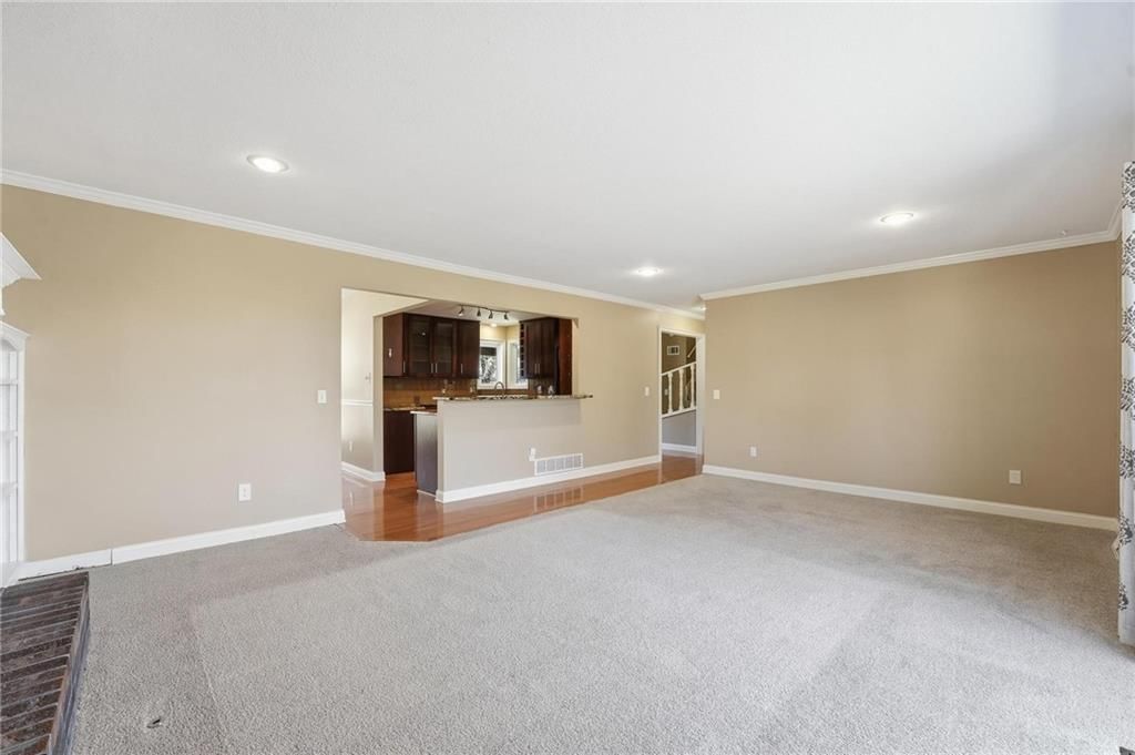 6114 Greenwood Street — photo 17
