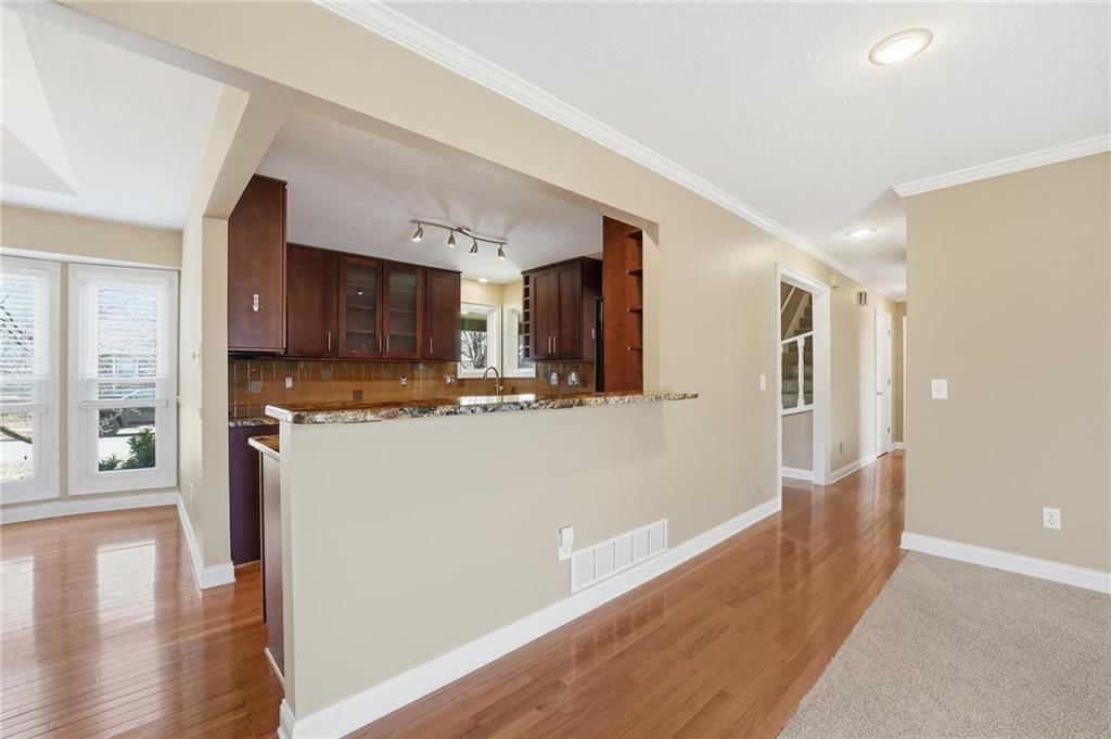 6114 Greenwood Street — photo 19