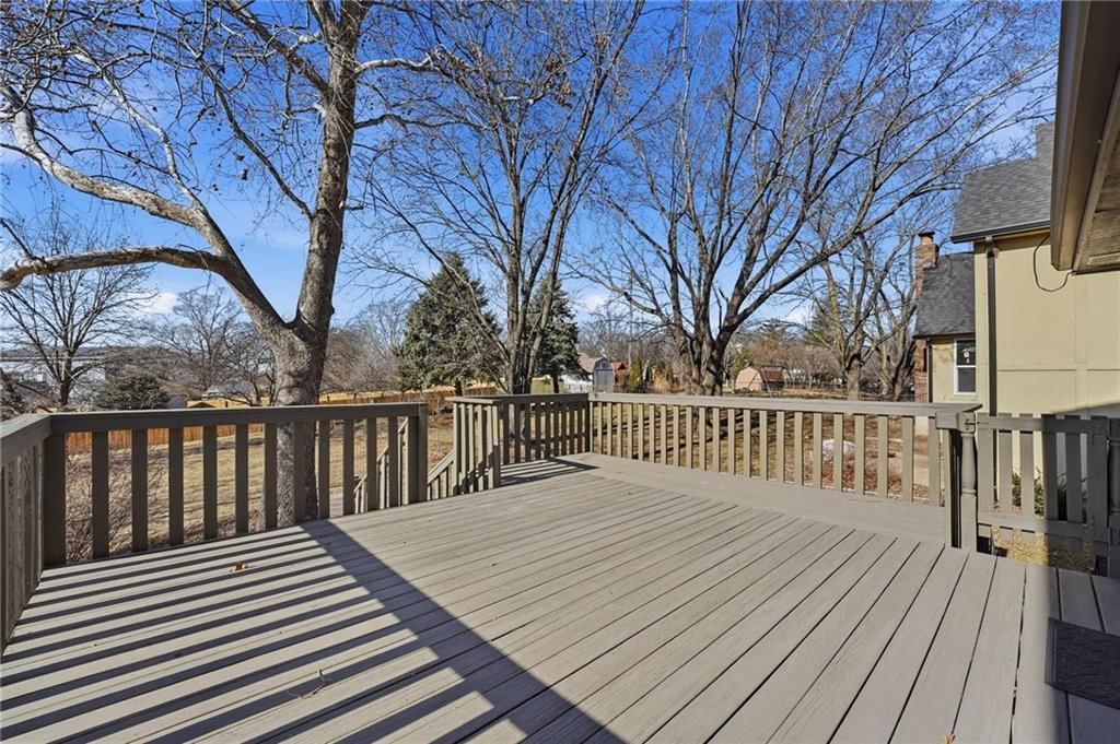 6114 Greenwood Street — photo 48