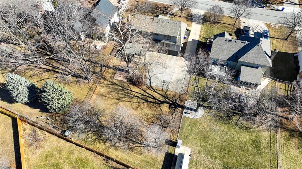 6114 Greenwood Street — photo 59