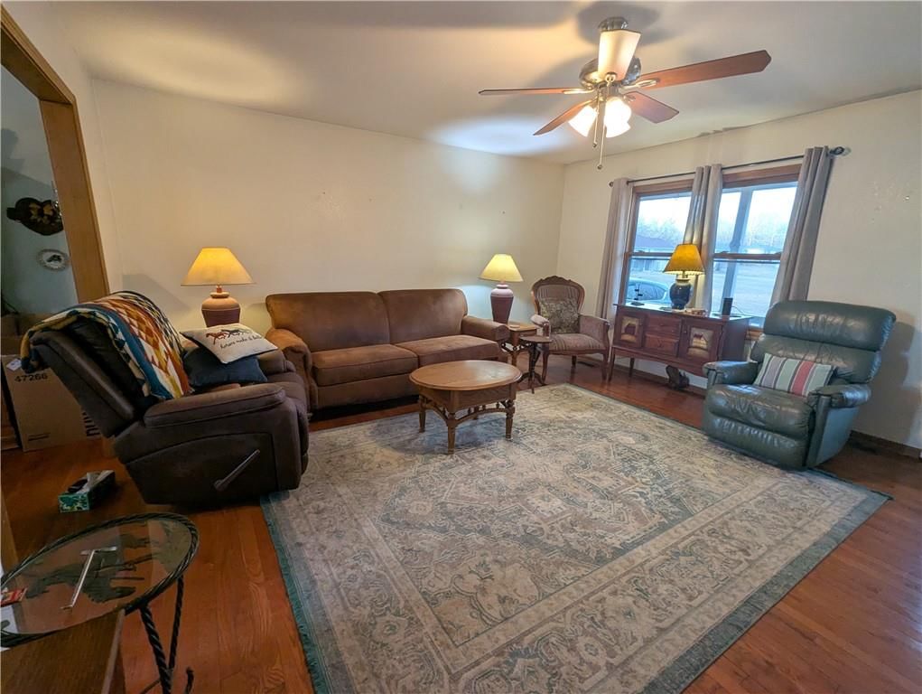 705 E South Street — photo 9