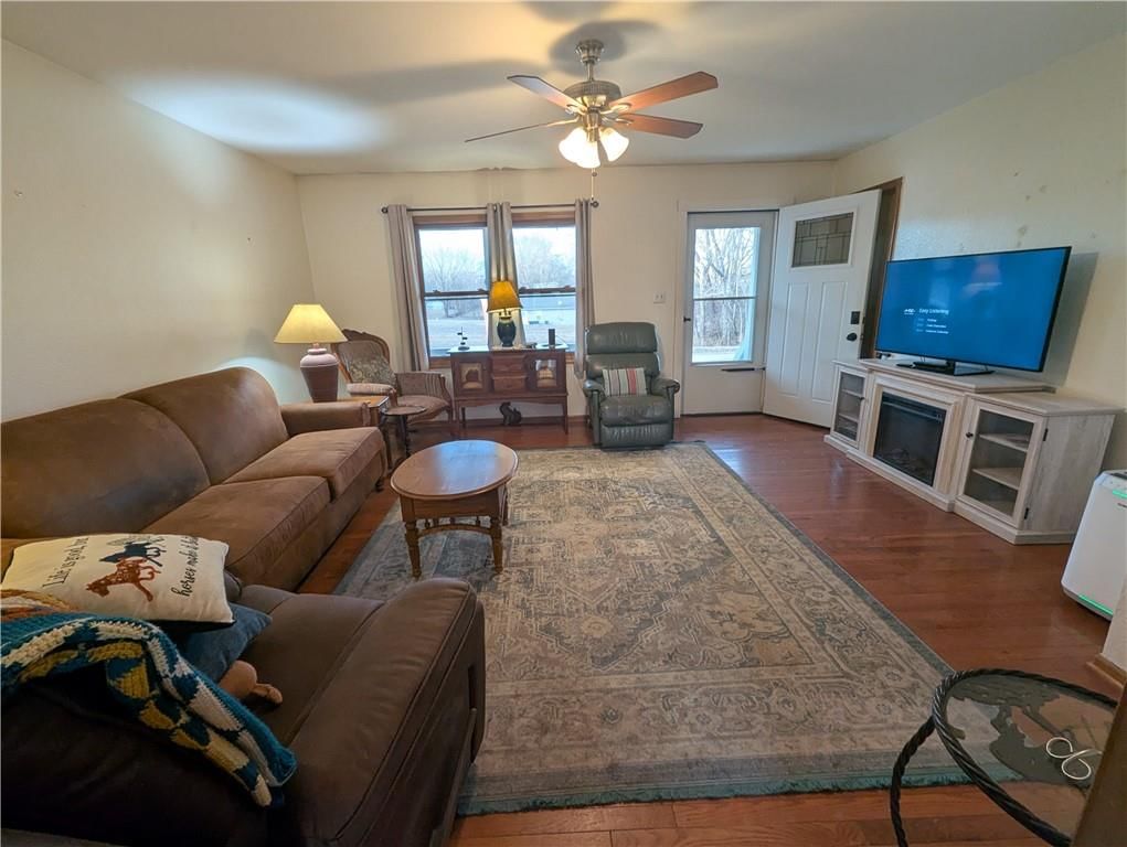 705 E South Street — photo 11