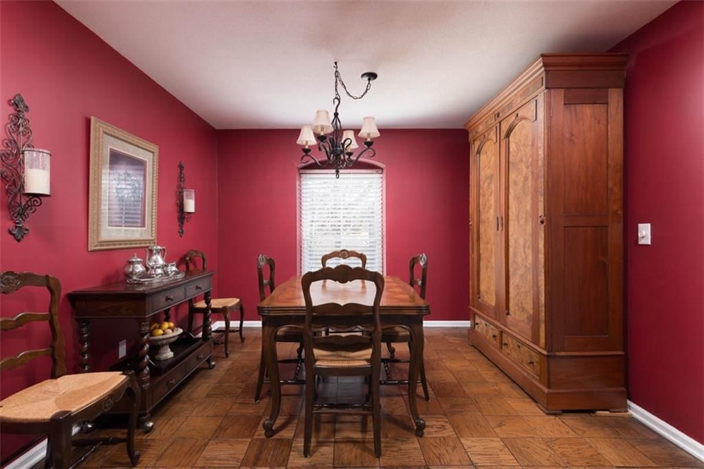 8706 Walmer Street — photo 8