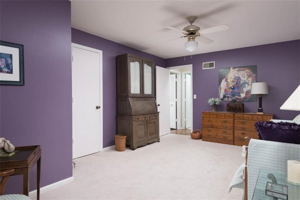 8706 Walmer Street — photo 21