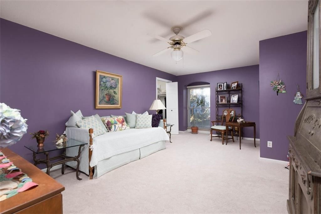 8706 Walmer Street — photo 23