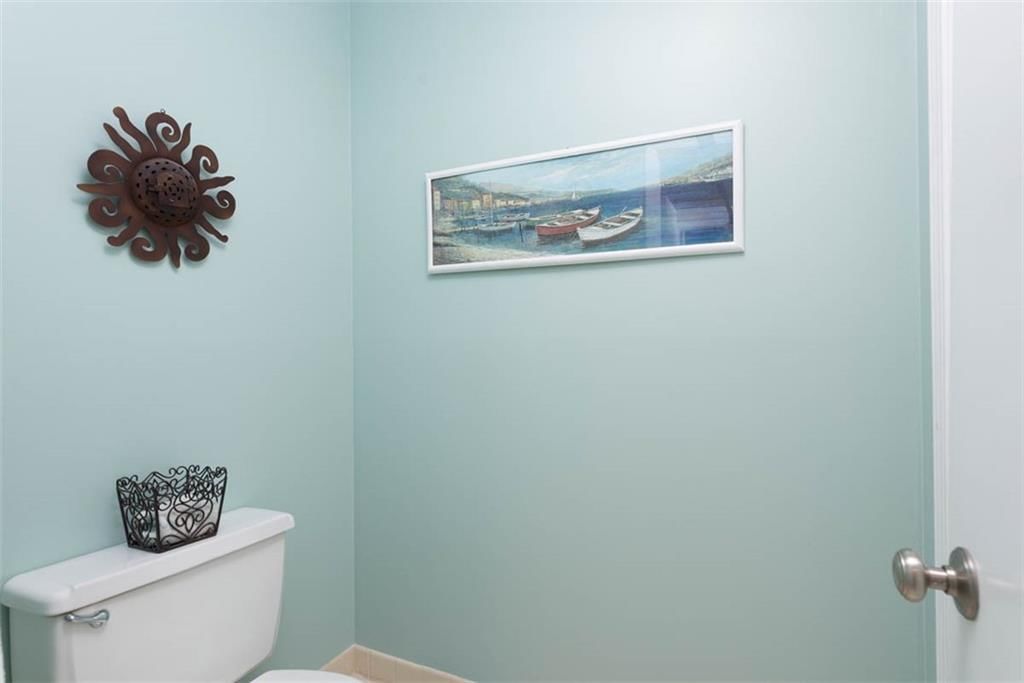 8706 Walmer Street — photo 24