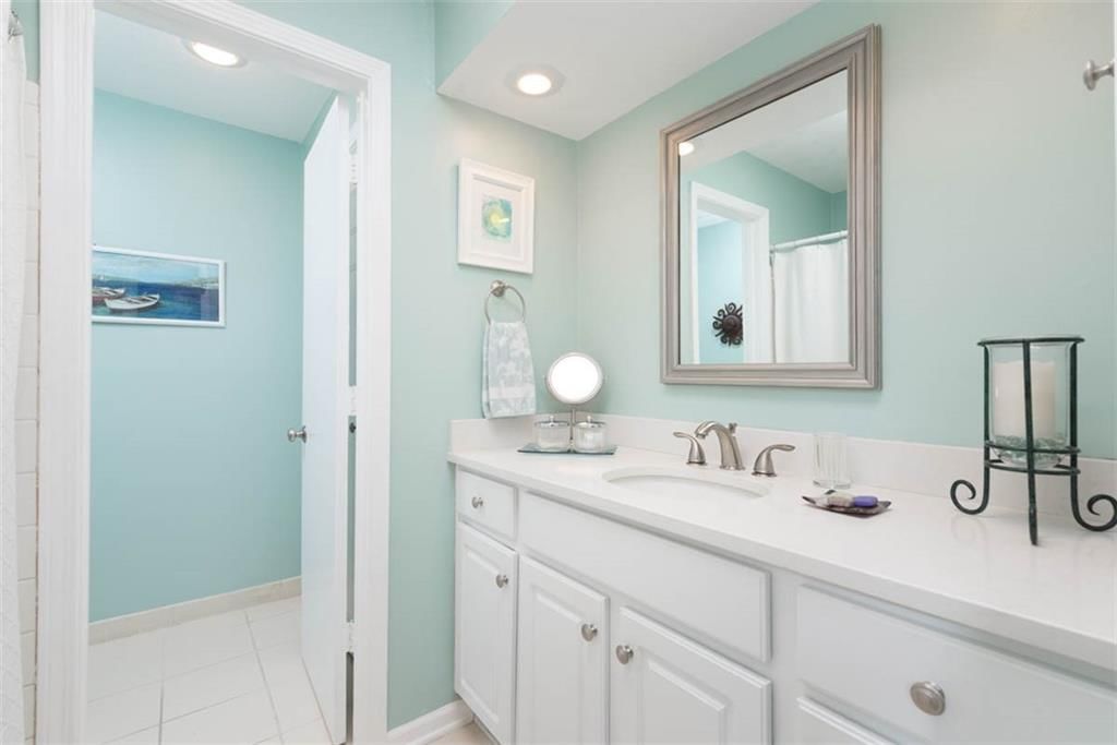 8706 Walmer Street — photo 25