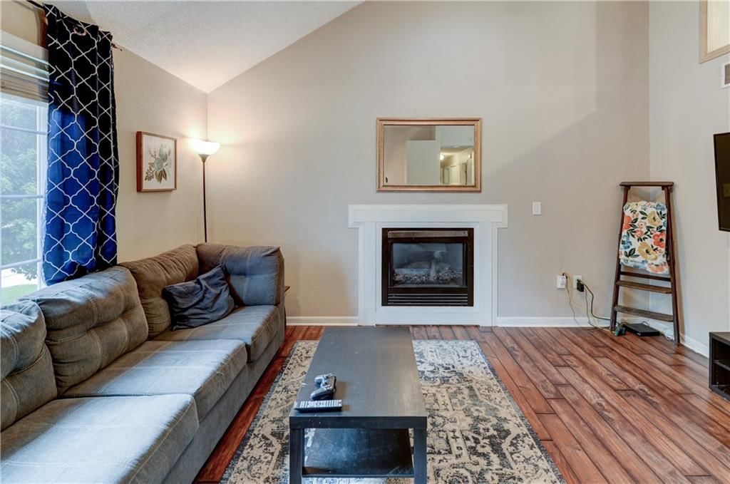 4945 N Euclid Avenue — photo 3