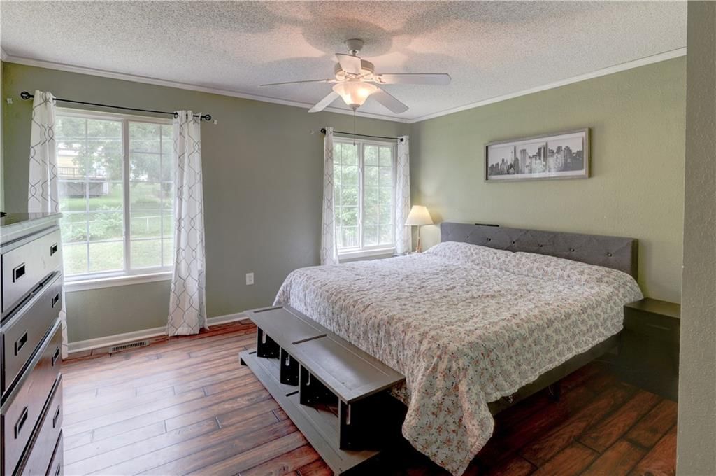 4945 N Euclid Avenue — photo 21