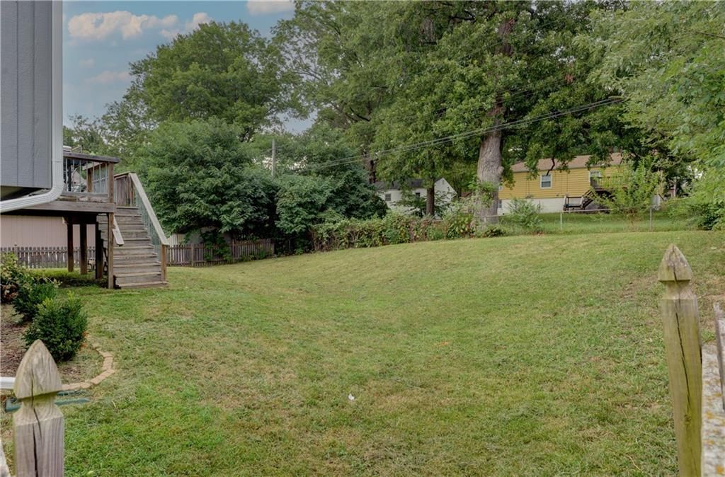 4945 N Euclid Avenue — photo 35