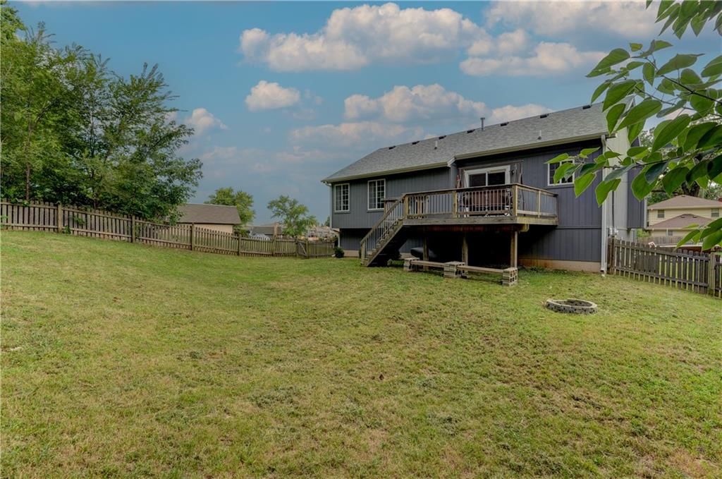 4945 N Euclid Avenue — photo 38