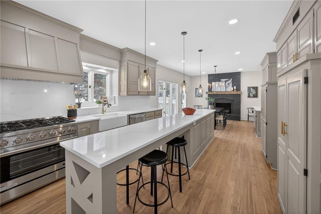 4912 W 114th Street — photo 17