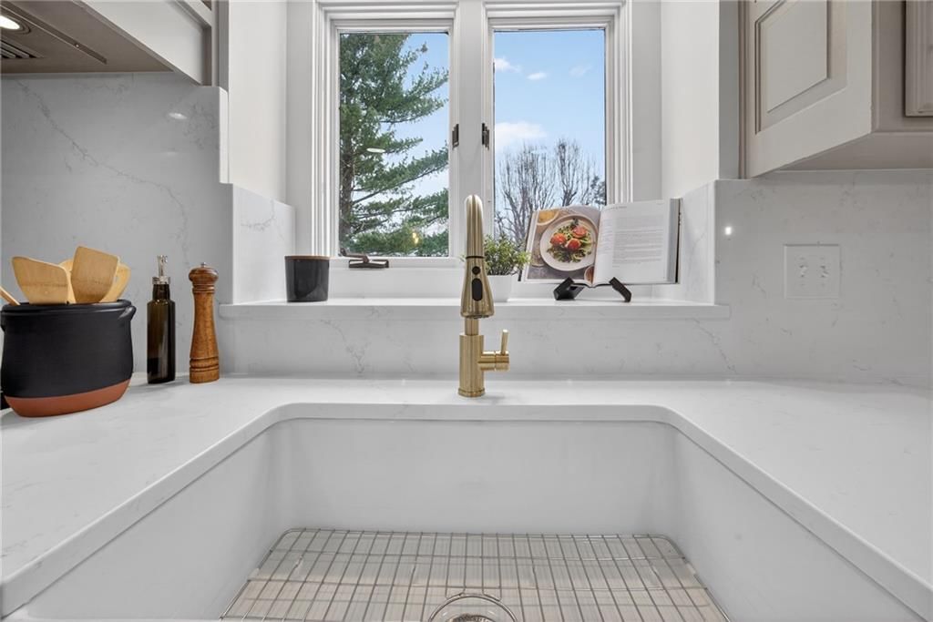 4912 W 114th Street — photo 23