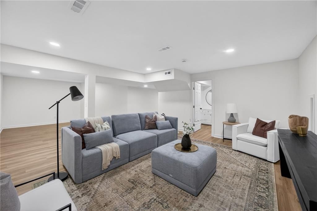 4912 W 114th Street — photo 56