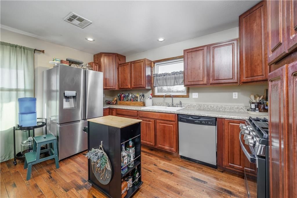 5976 Pratt Road — photo 8