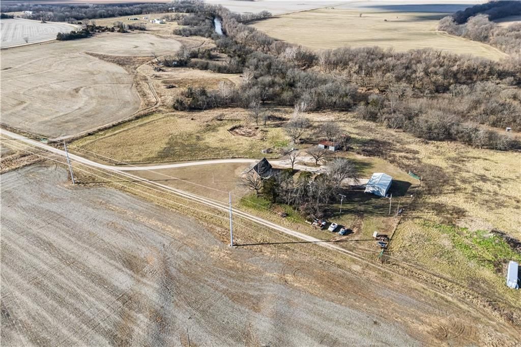 5976 Pratt Road — photo 40