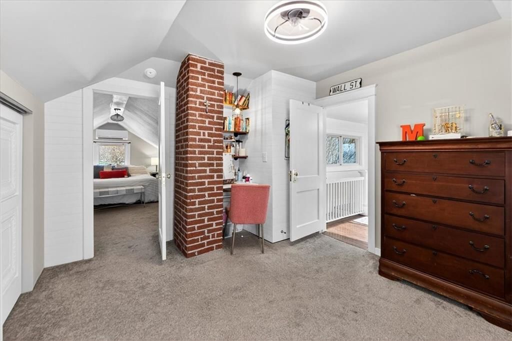 307 NE Green Street — photo 25