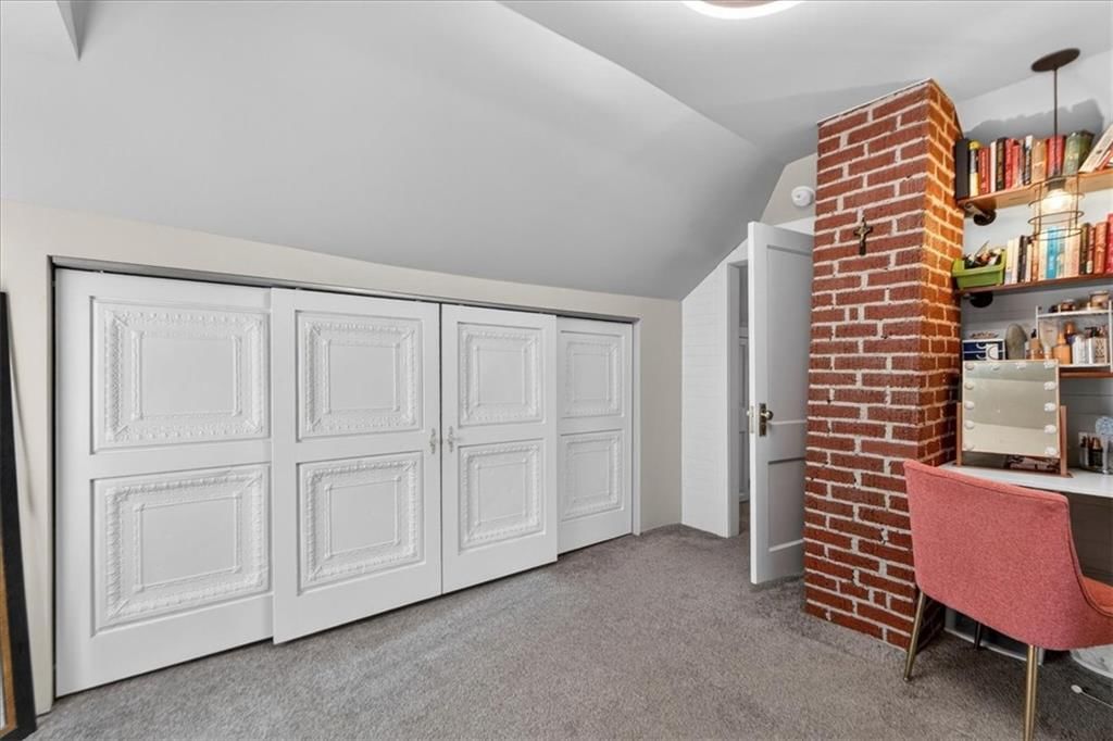 307 NE Green Street — photo 26