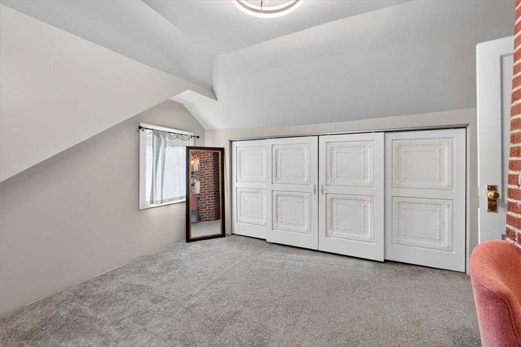307 NE Green Street — photo 27