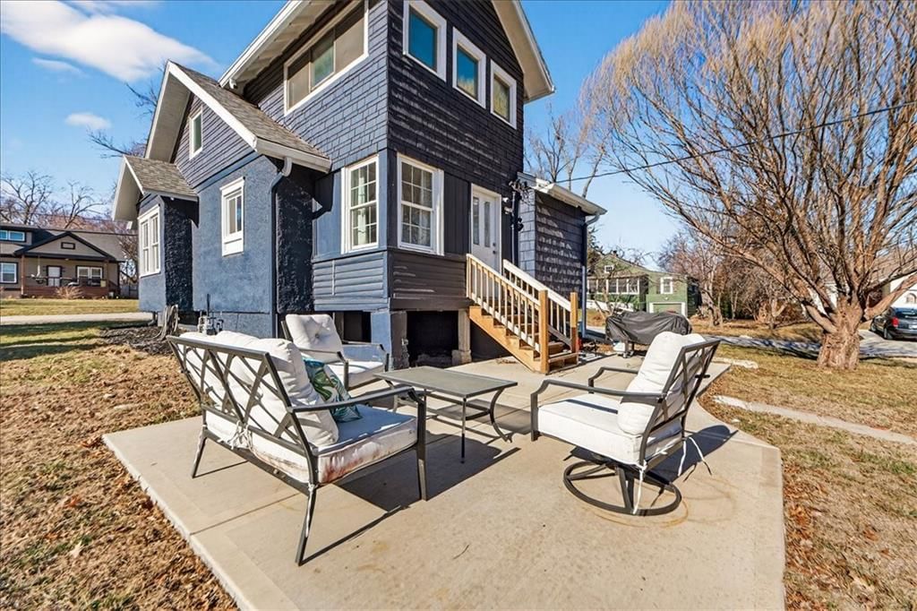 307 NE Green Street — photo 34