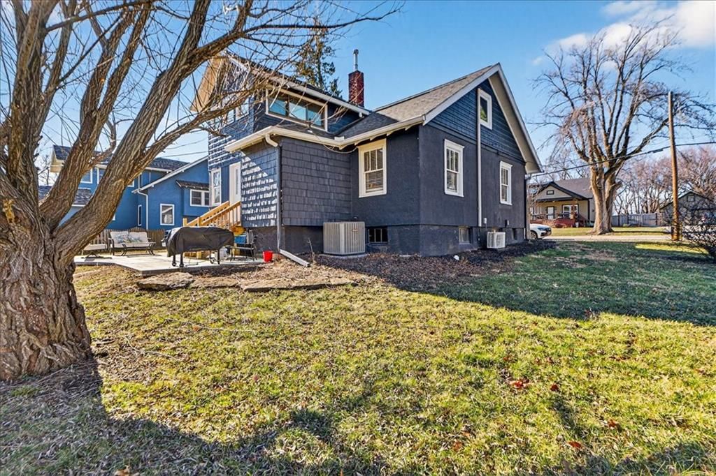 307 NE Green Street — photo 42