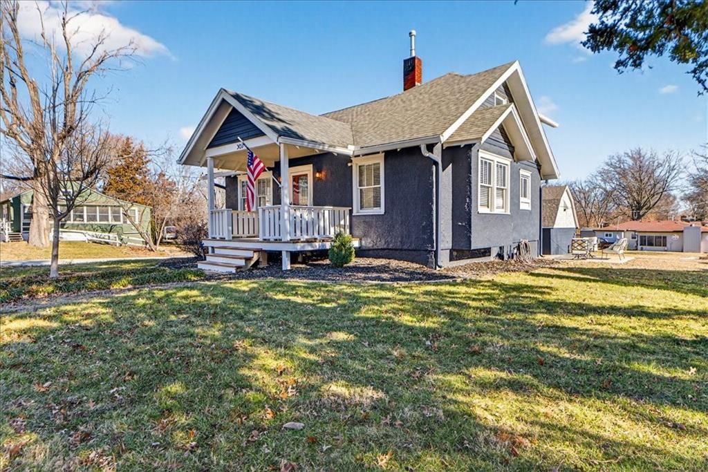 307 NE Green Street — photo 48