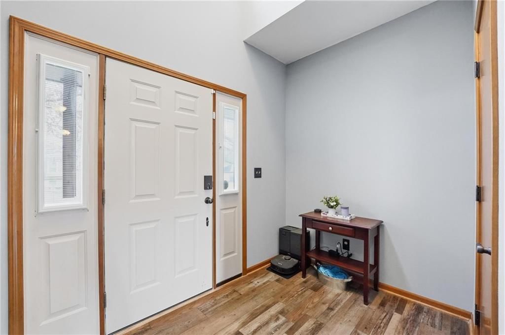 1201 Southcrest Drive — photo 5