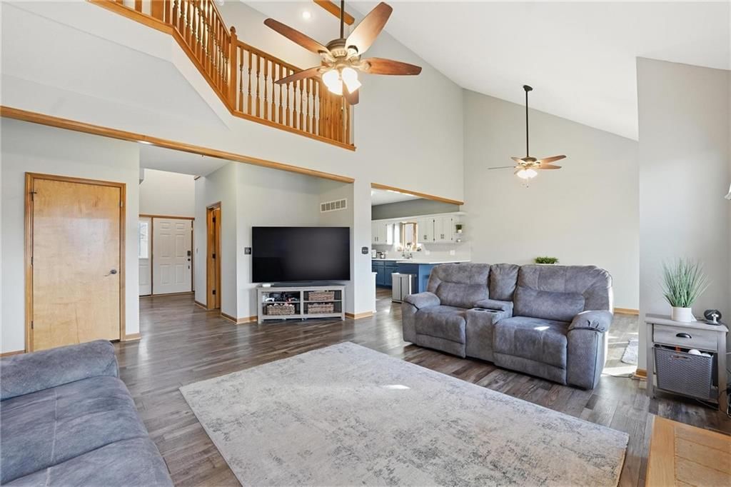 1201 Southcrest Drive — photo 9