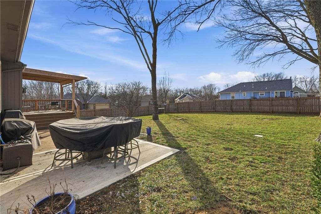 1201 Southcrest Drive — photo 40