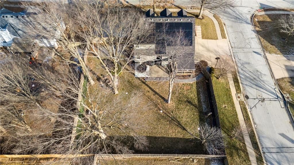 1201 Southcrest Drive — photo 43