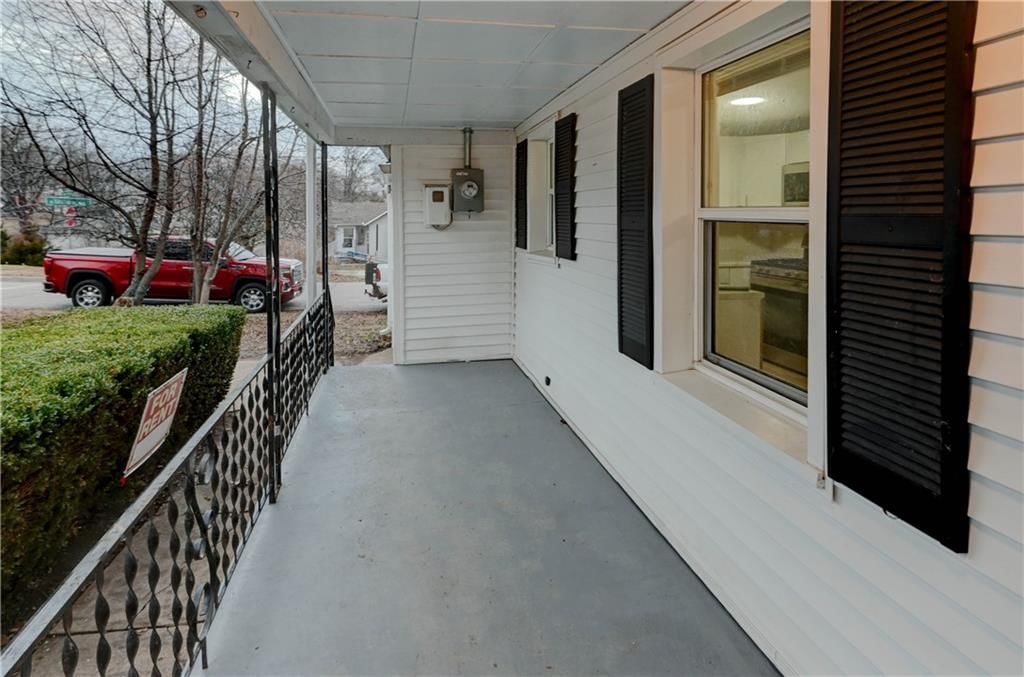 1204 E Salisbury Road — photo 2