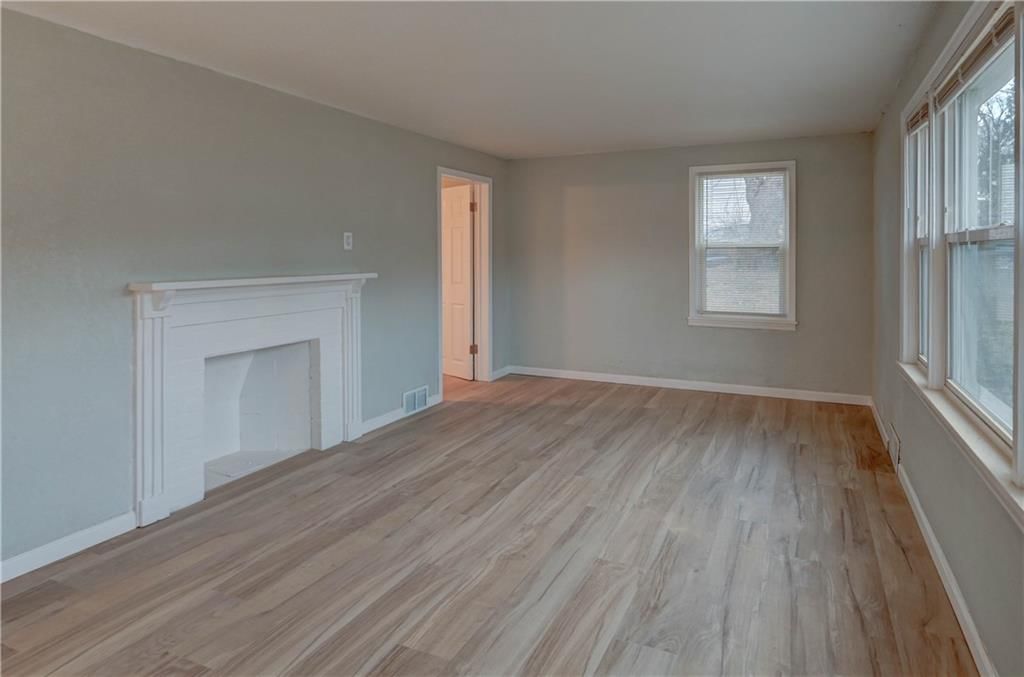1204 E Salisbury Road — photo 14