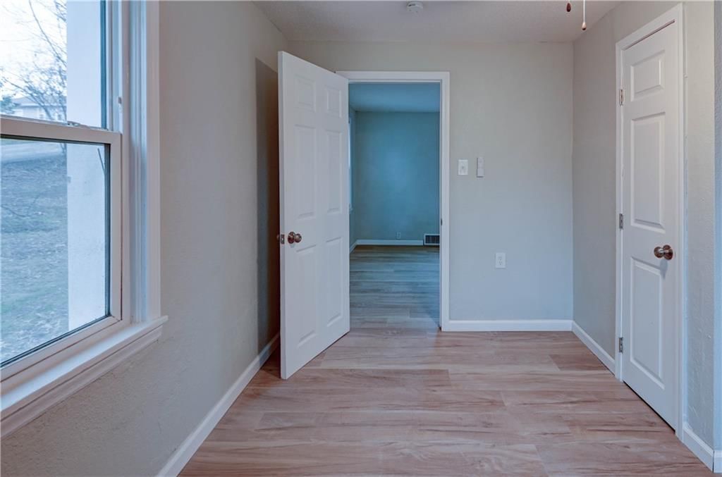 1204 E Salisbury Road — photo 20