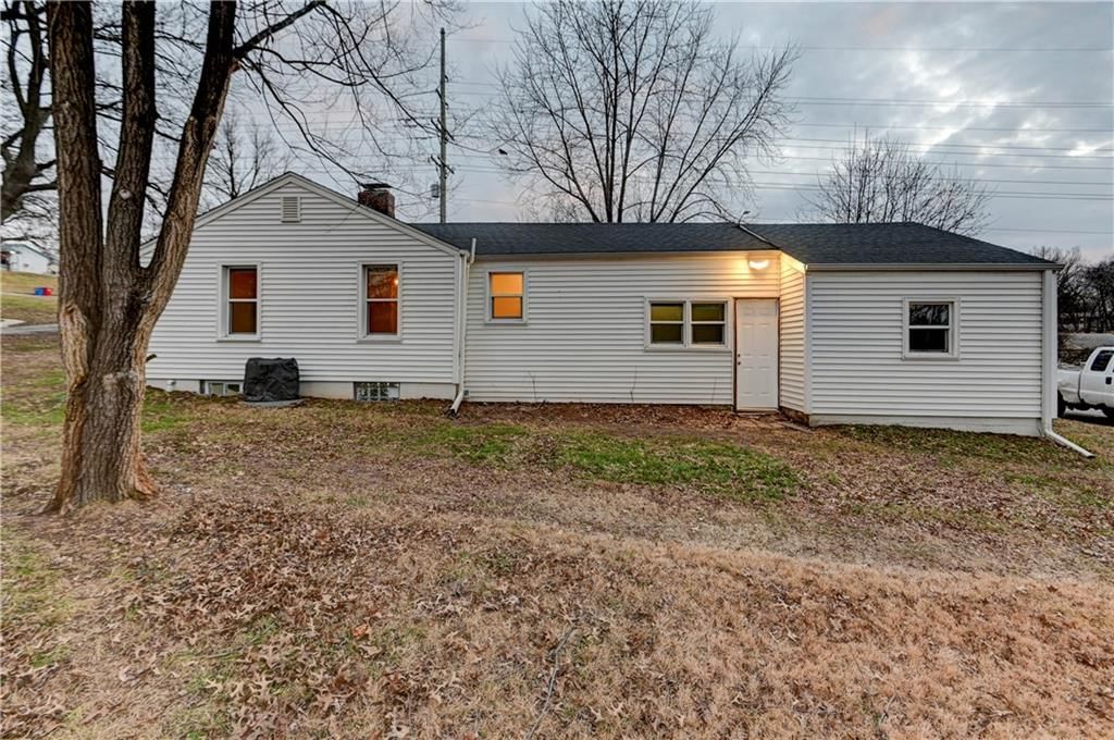 1204 E Salisbury Road — photo 32