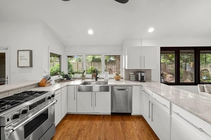 10240 Catalina N/A — photo 15