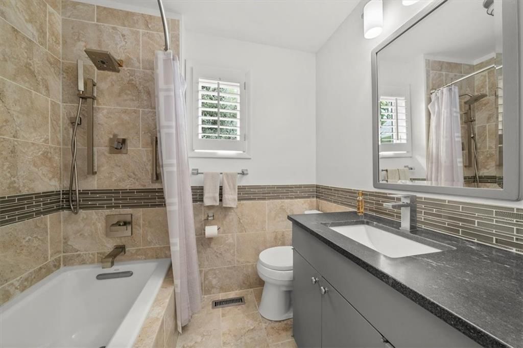 10240 Catalina N/A — photo 35