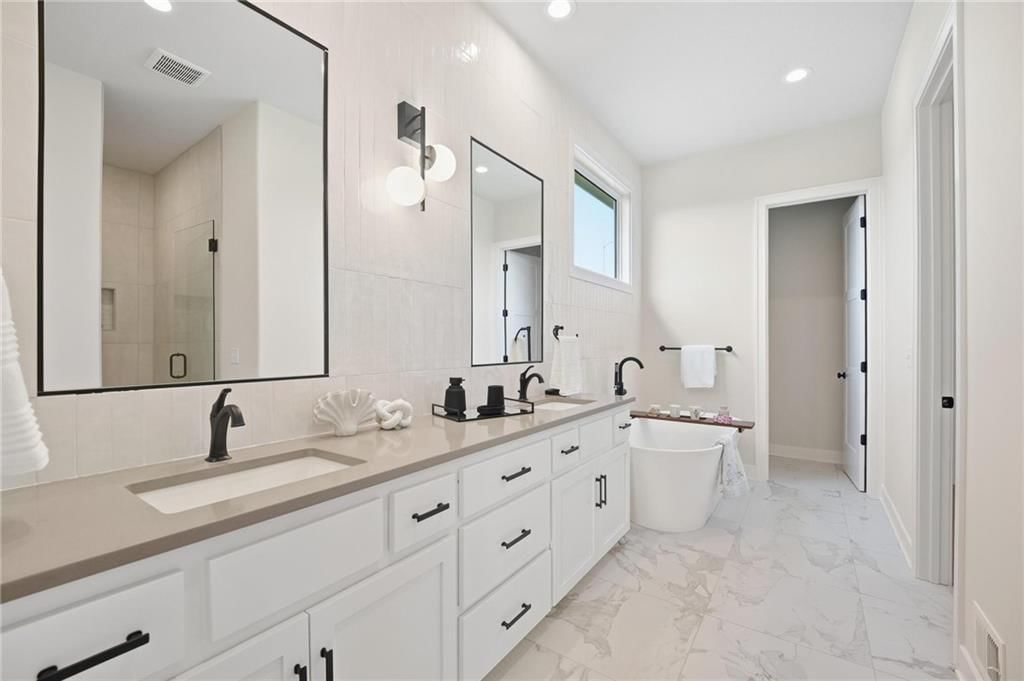 2127 NW killarney Lane — photo 34