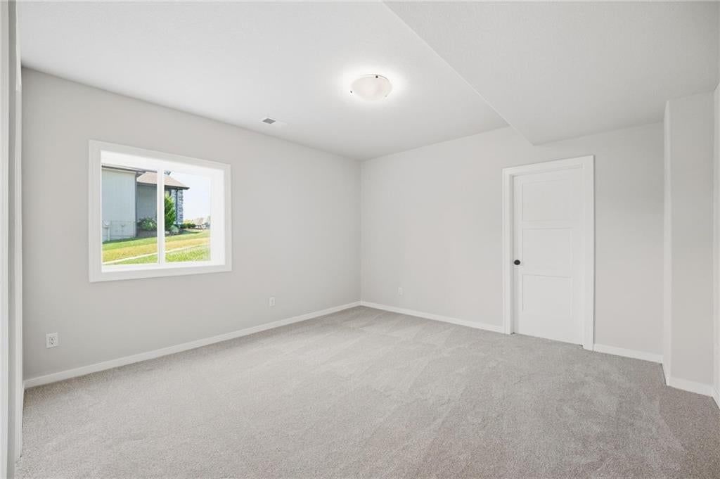 2127 NW killarney Lane — photo 52