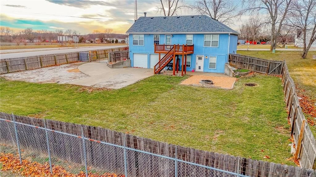 551 NW 1381st Road — photo 28