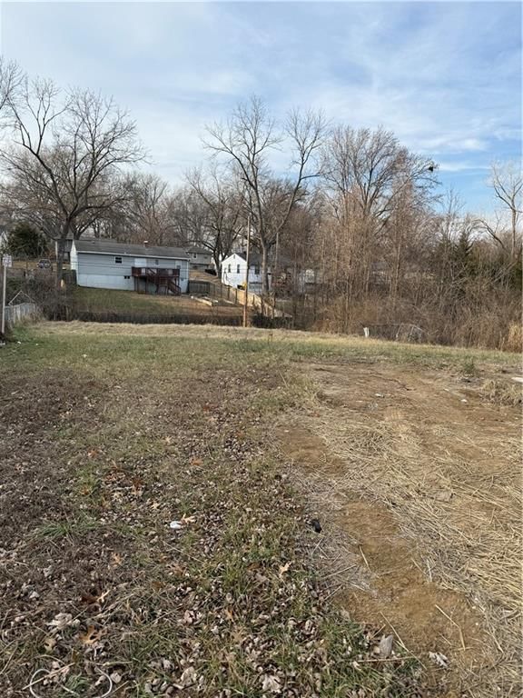 4918 N Wallace Avenue — photo 13